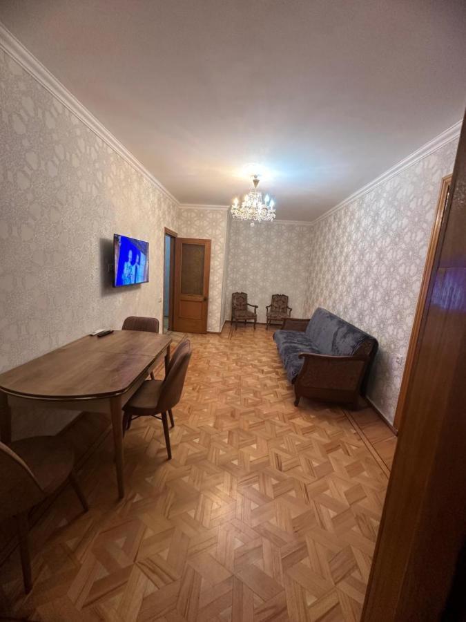 Apartment George Kutaisi Ngoại thất bức ảnh